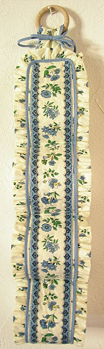 Toilet paper stocker (flower pattern. white x blue)